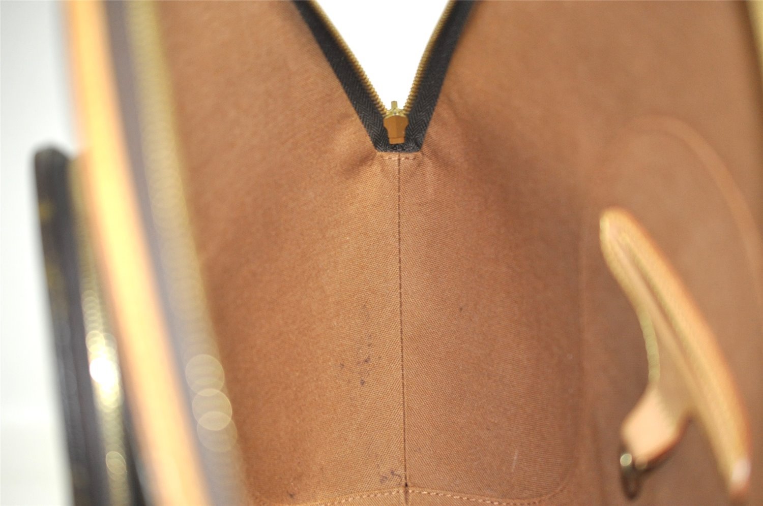 Authentic Louis Vuitton Monogram Ellipse Shopping Shoulder Bag M51128 LV 8922I