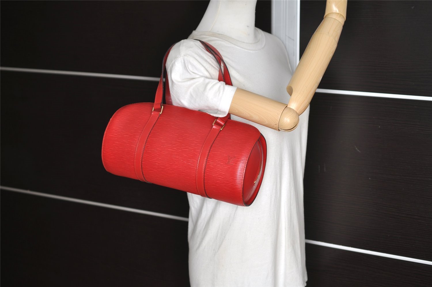 Authentic Louis Vuitton Epi Soufflot Hand Bag Red M52227 LV 8922J