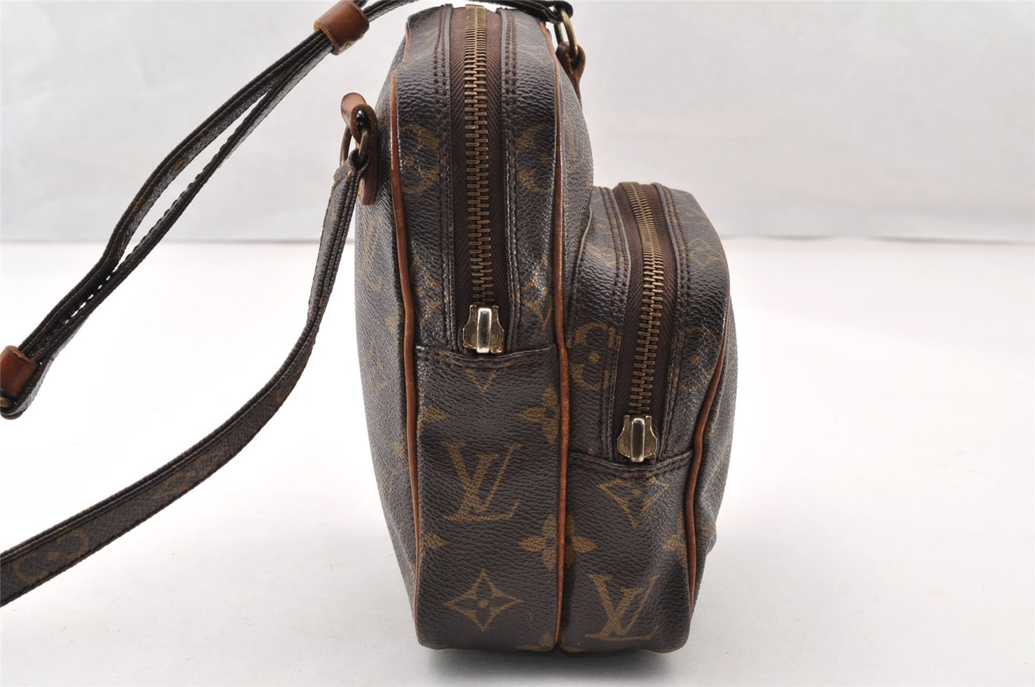 Authentic Louis Vuitton Monogram Mini Amazone Shoulder Bag M45238 LV Junk 8923I