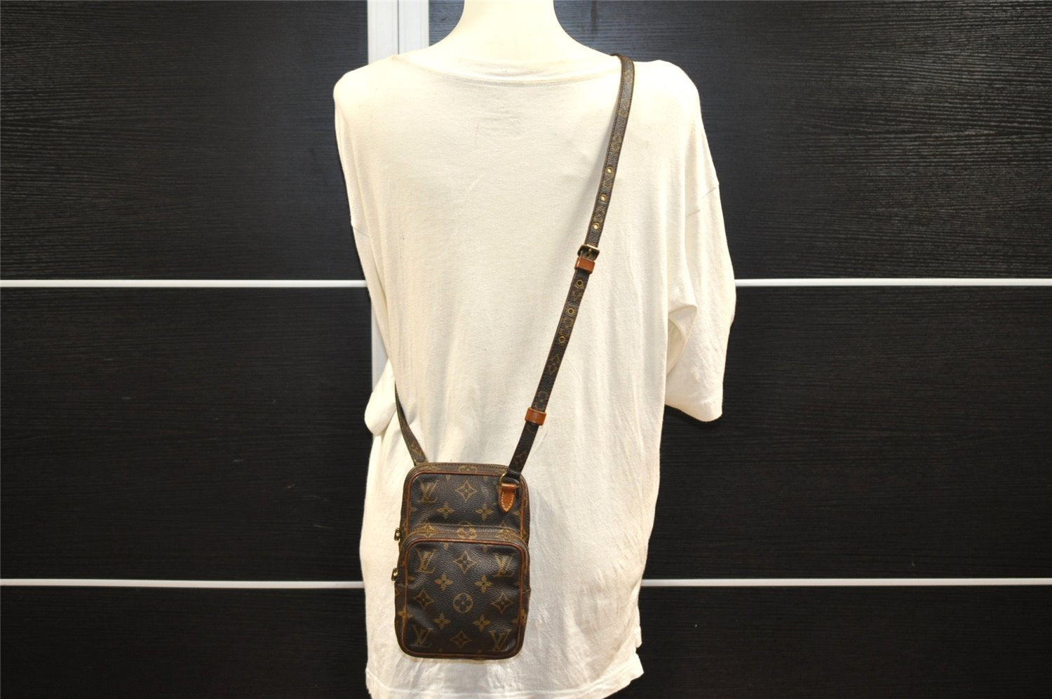 Authentic Louis Vuitton Monogram Mini Amazone Shoulder Bag M45238 LV Junk 8923I