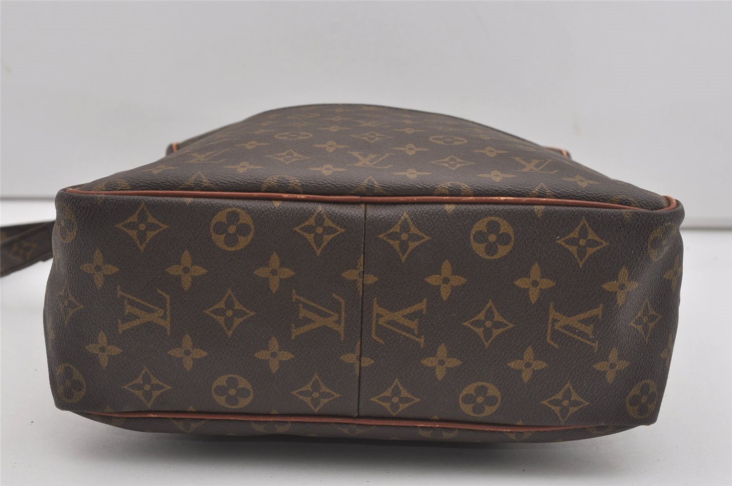 Authentic Louis Vuitton Monogram Marceau Shoulder Cross Body Bag Old Model 8924I