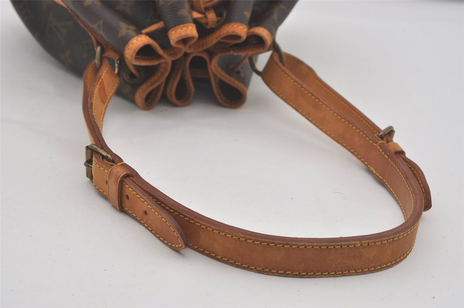 Authentic Louis Vuitton Monogram Petit Noe M42226 Shoulder Drawstring Bag 8925I