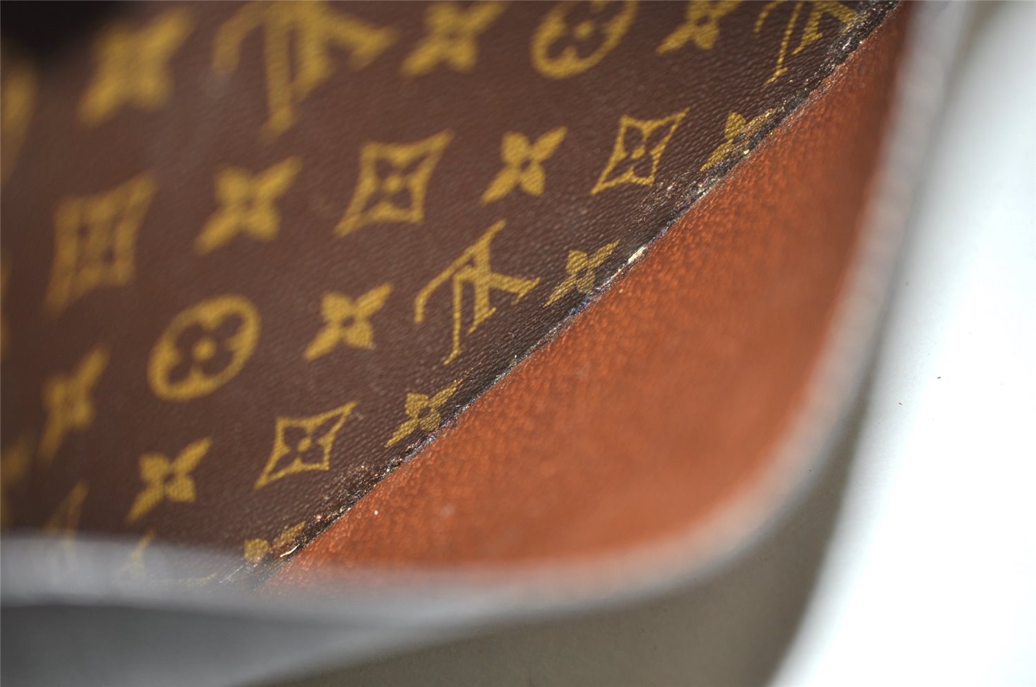 Auth Louis Vuitton Monogram Saint Cloud GM Shoulder Cross Bag Old Model LV 8930I