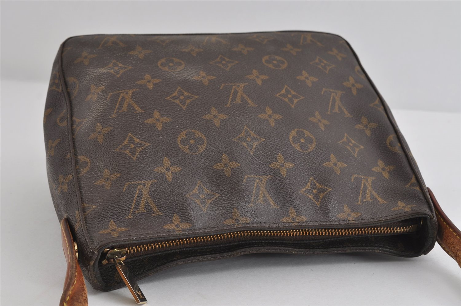 Authentic Louis Vuitton Monogram Looping MM Shoulder Bag M51146 LV 8931I