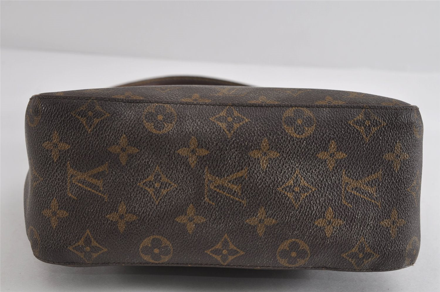 Authentic Louis Vuitton Monogram Looping MM Shoulder Bag M51146 LV 8931I