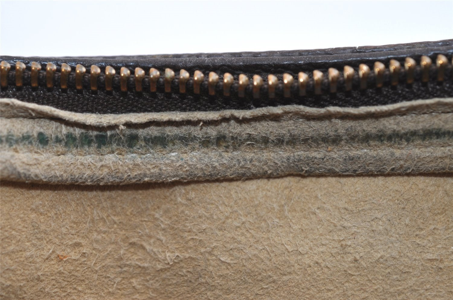 Authentic Louis Vuitton Monogram Looping MM Shoulder Bag M51146 LV 8931I