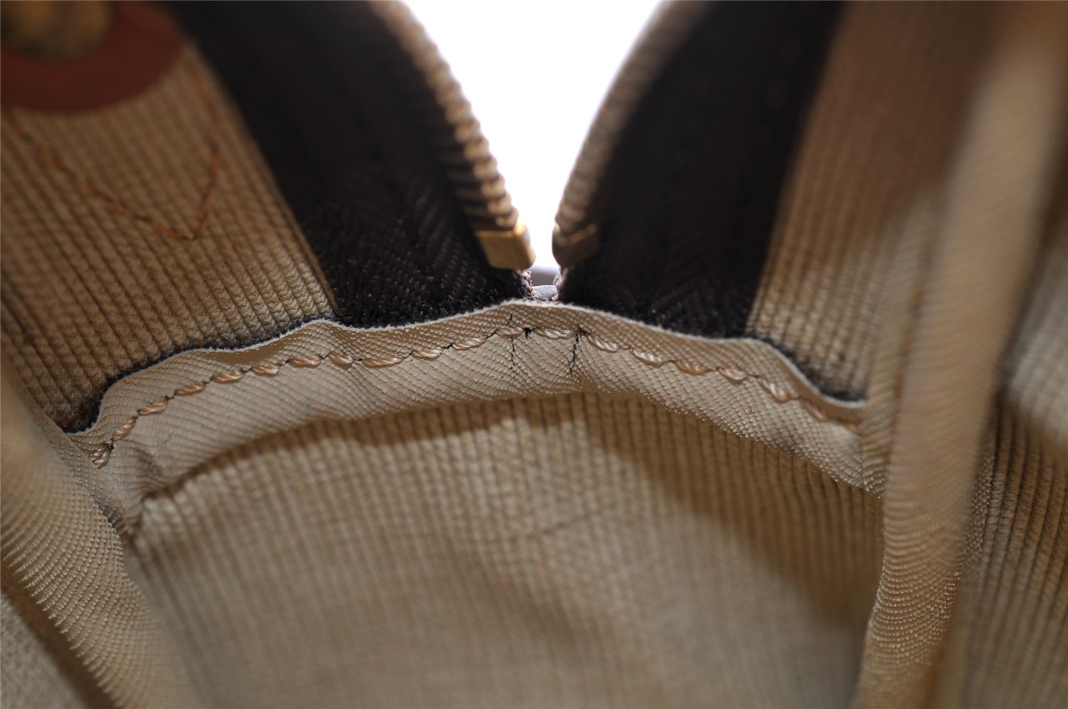 Authentic Louis Vuitton Monogram Reporter PM Shoulder Bag M45254 LV Junk 8934I