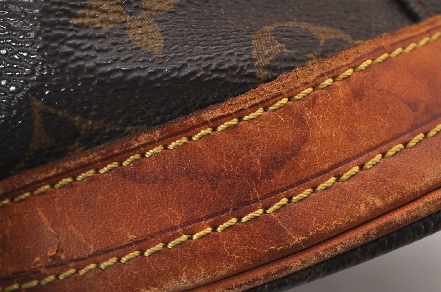 Authentic Louis Vuitton Monogram Bucket GM Shoulder Tote Bag M42236 Junk 8935I