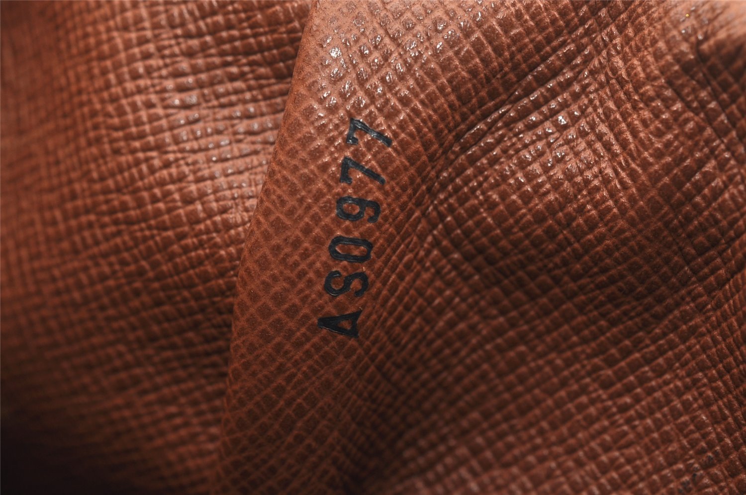 Authentic Louis Vuitton Monogram Boulogne 35 Shoulder Bag M51260 LV Junk 8936I