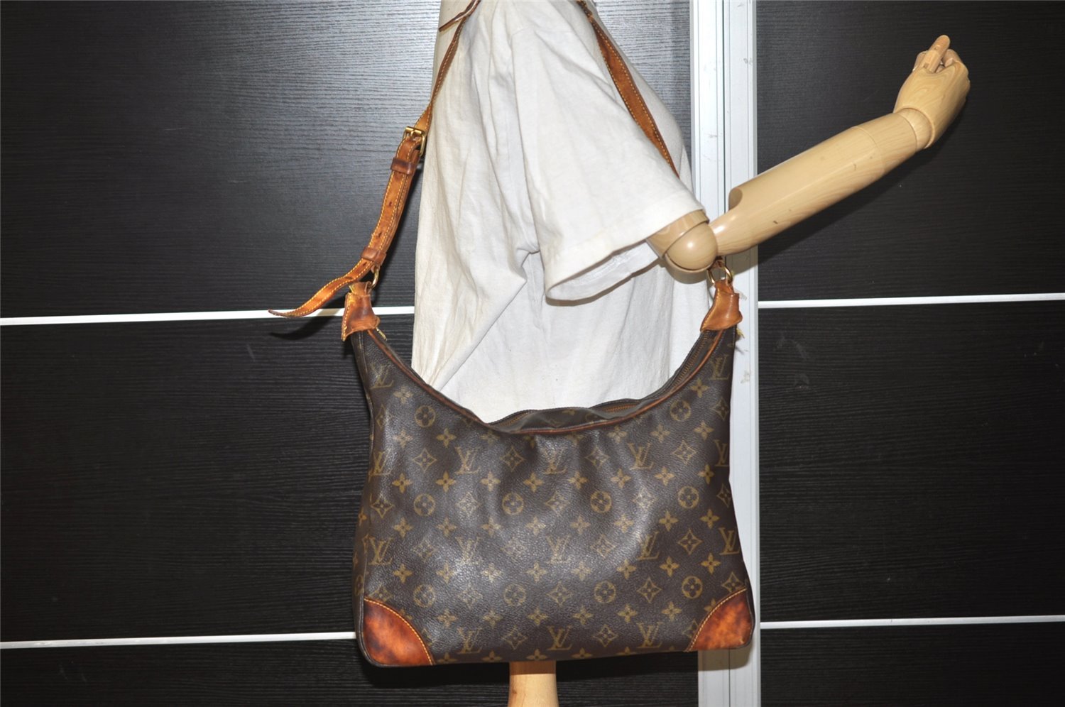 Authentic Louis Vuitton Monogram Boulogne 35 Shoulder Bag M51260 LV Junk 8936I