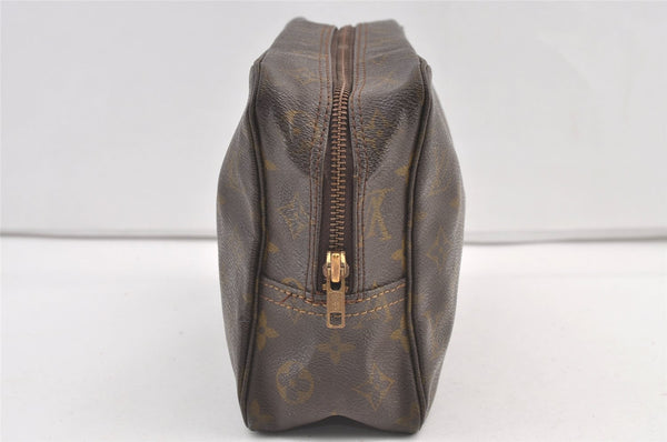 Auth Louis Vuitton Monogram Trousse Toilette 25 Clutch Hand Bag M47527 LV 8937J