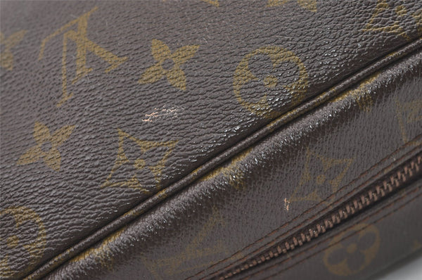 Auth Louis Vuitton Monogram Trousse Toilette 25 Clutch Hand Bag M47527 LV 8937J