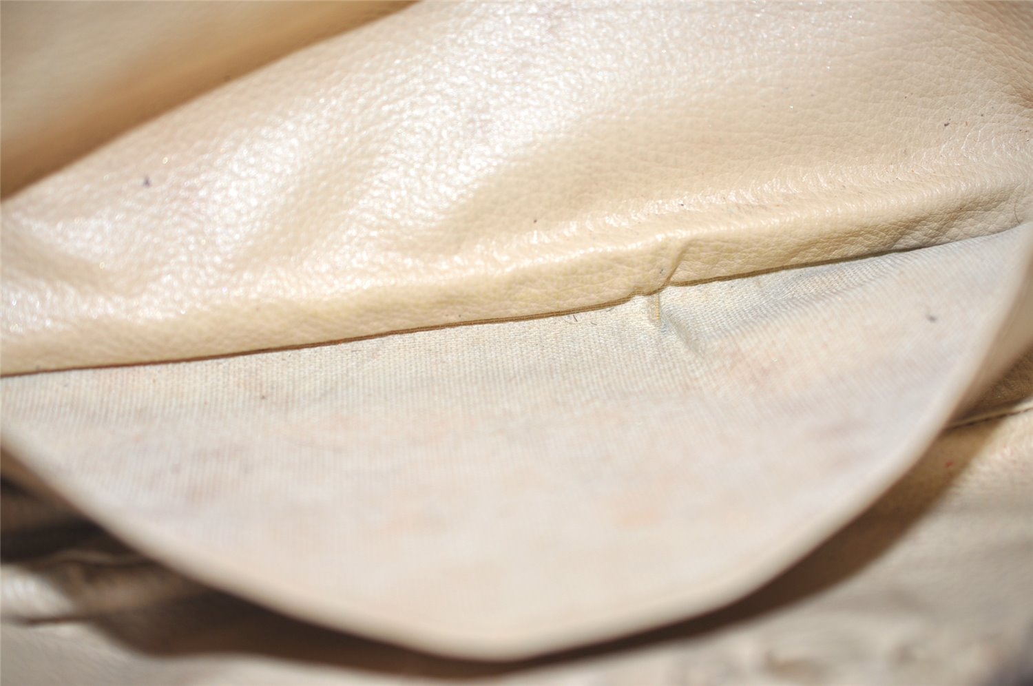 Auth Louis Vuitton Monogram Trousse Toilette 25 Clutch Hand Bag M47527 LV 8937J