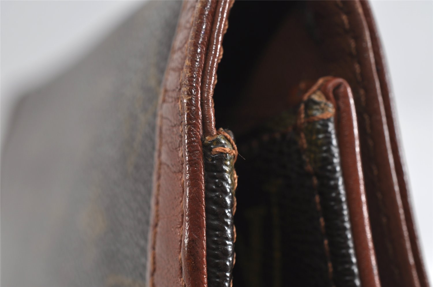 Authentic Louis Vuitton Monogram Pochette Dame GM M51810 Clutch Hand Bag 8938I