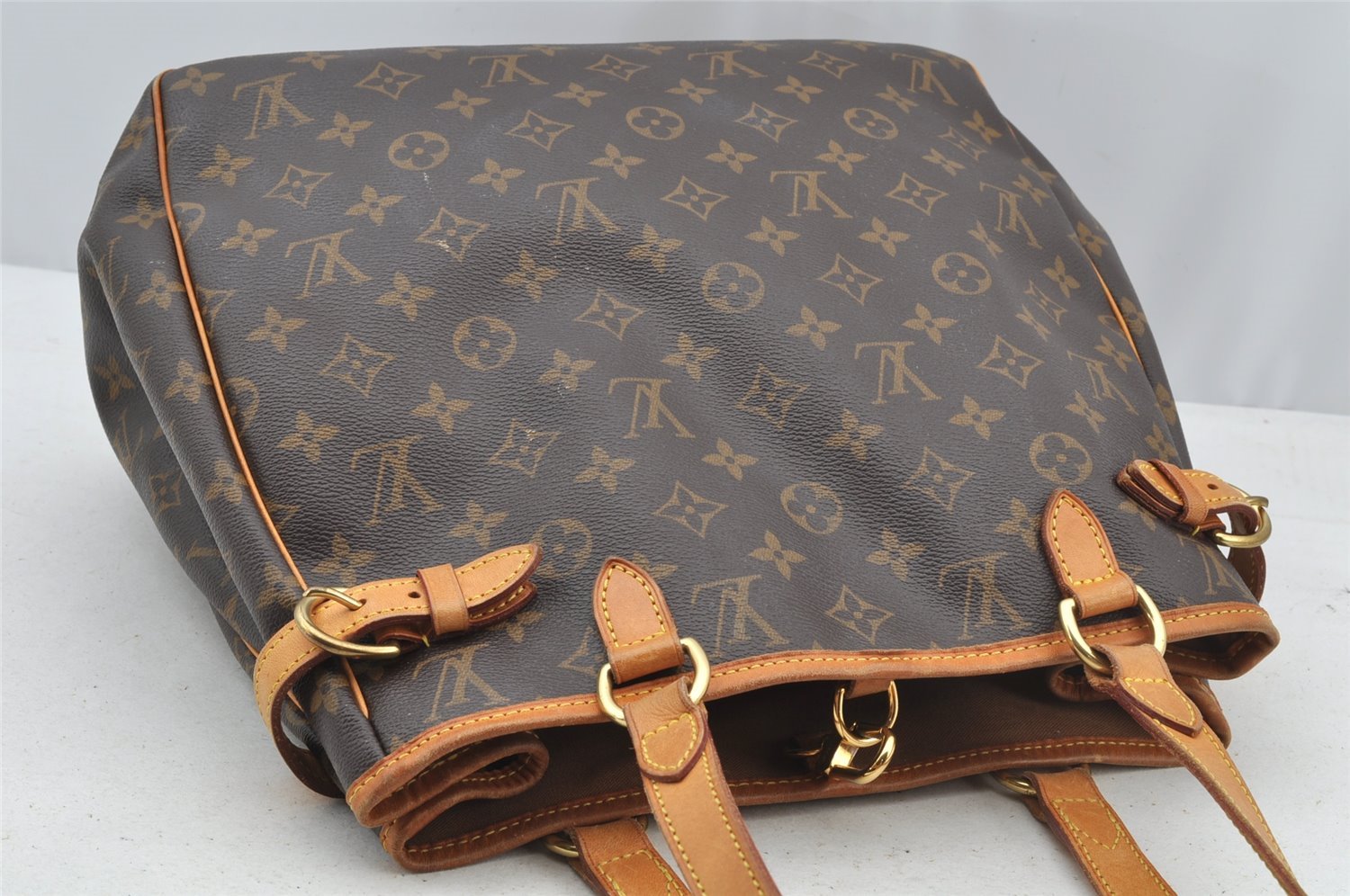 Authentic Louis Vuitton Monogram Batignolles Vertical Tote Bag M51153 LV 8941I