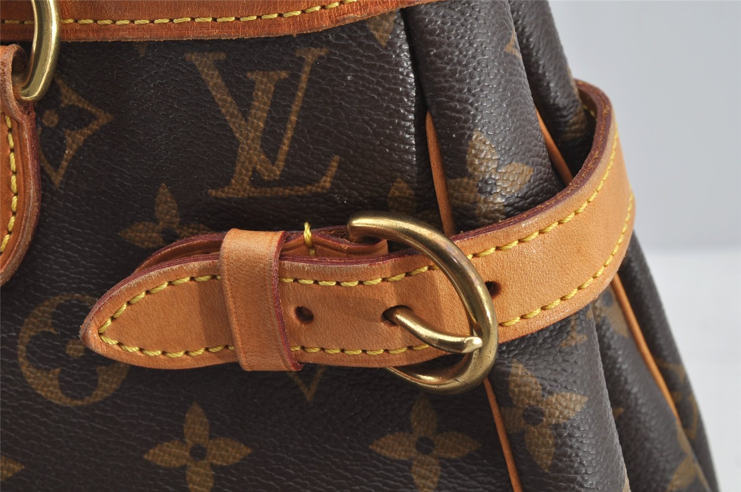 Authentic Louis Vuitton Monogram Batignolles Vertical Tote Bag M51153 LV 8941I