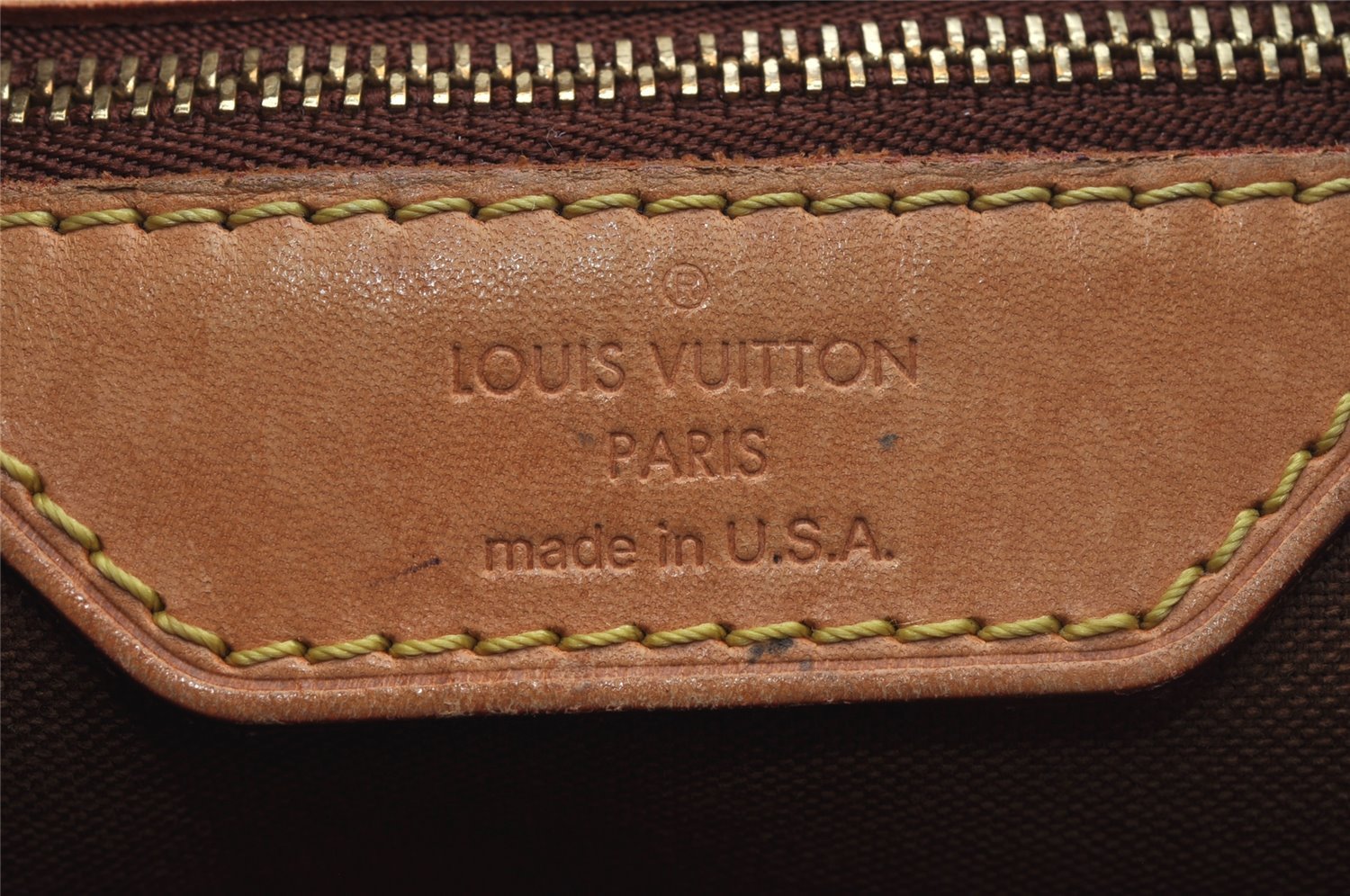 Authentic Louis Vuitton Monogram Batignolles Vertical Tote Bag M51153 LV 8941I