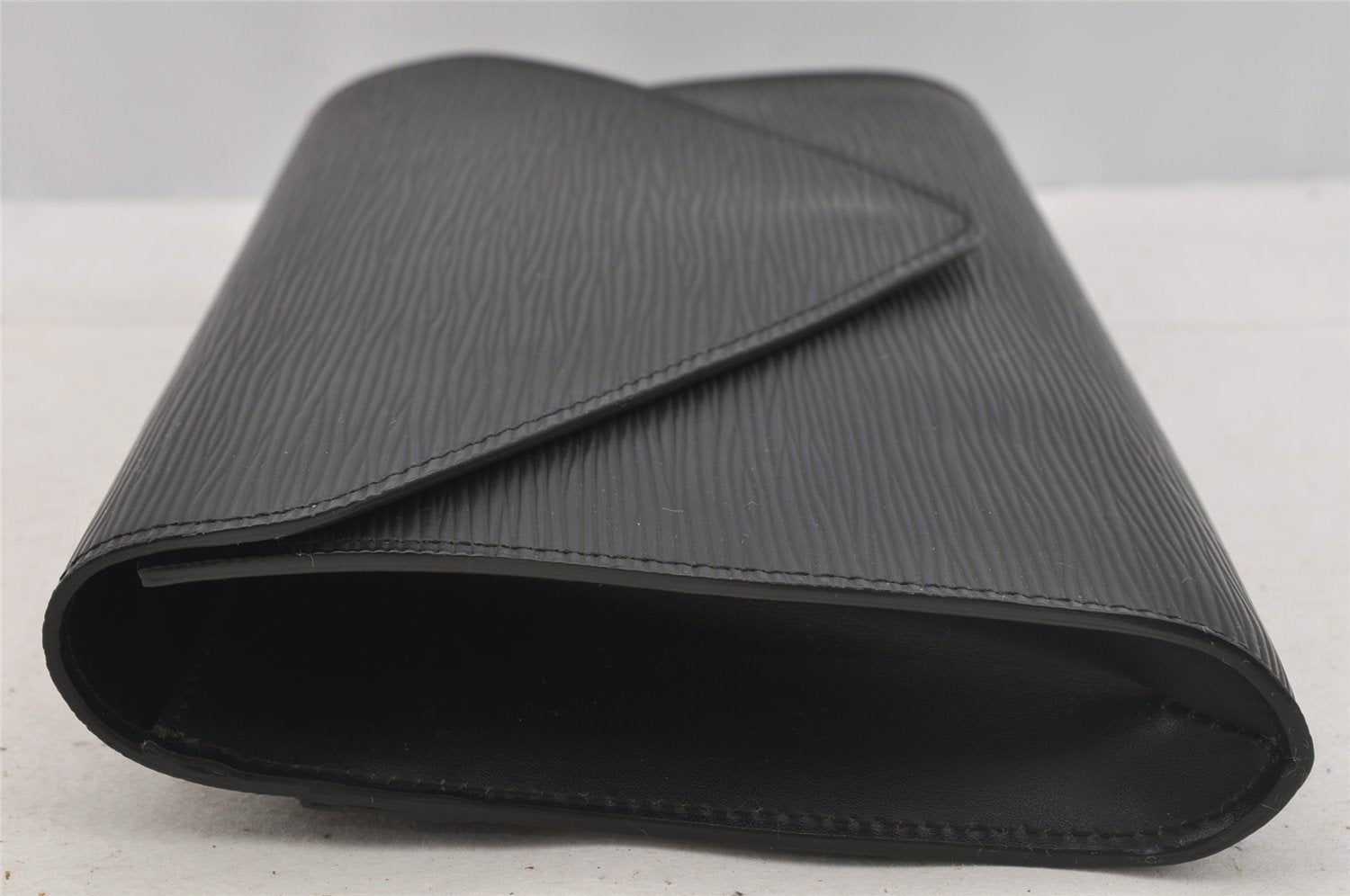 Authentic Louis Vuitton Epi Arts Deco Clutch Hand Bag Black M52632 LV 8942I