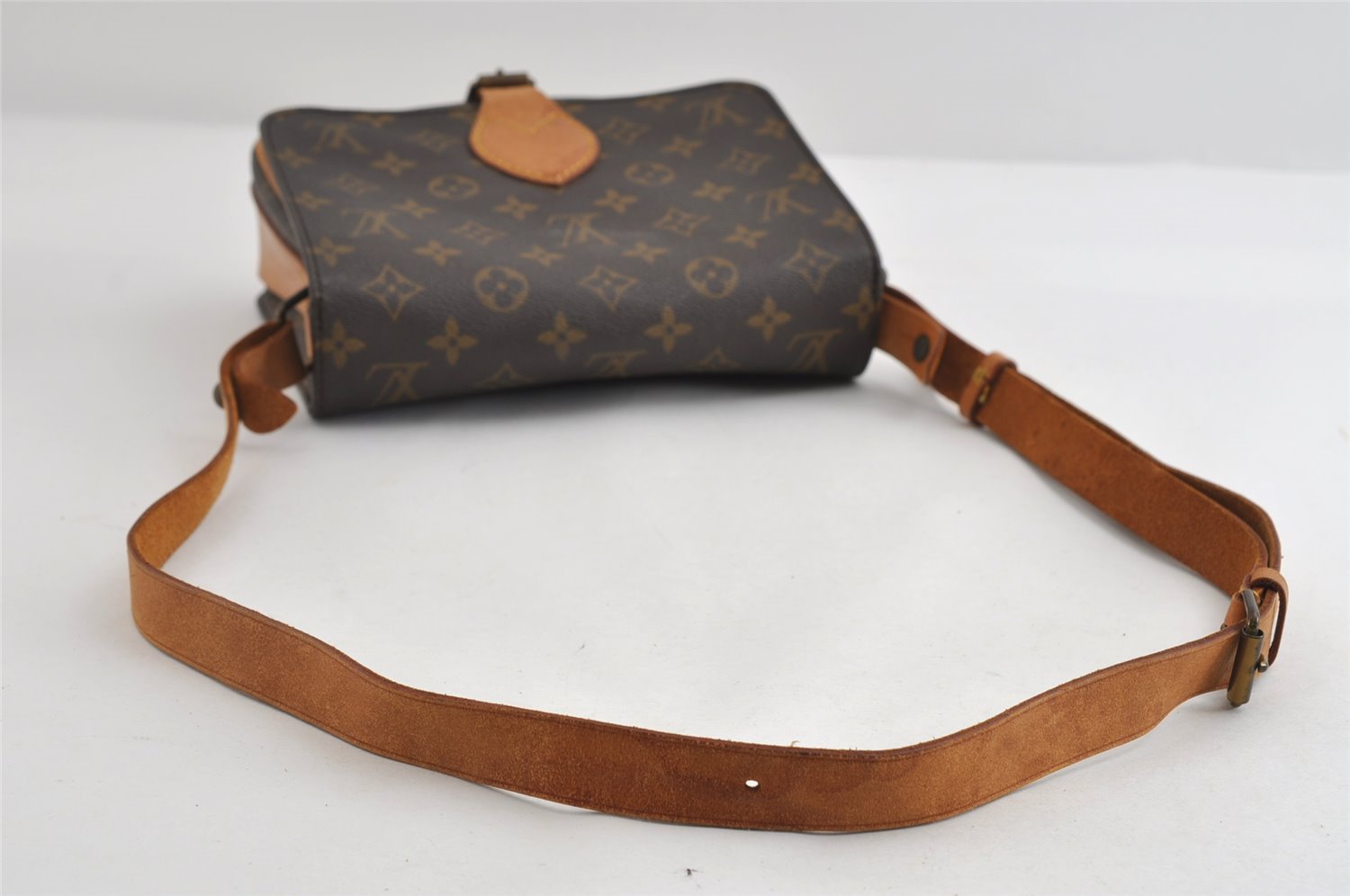 Authentic Louis Vuitton Monogram Cartouchiere MM M51253 Shoulder Cross Bag 8945I
