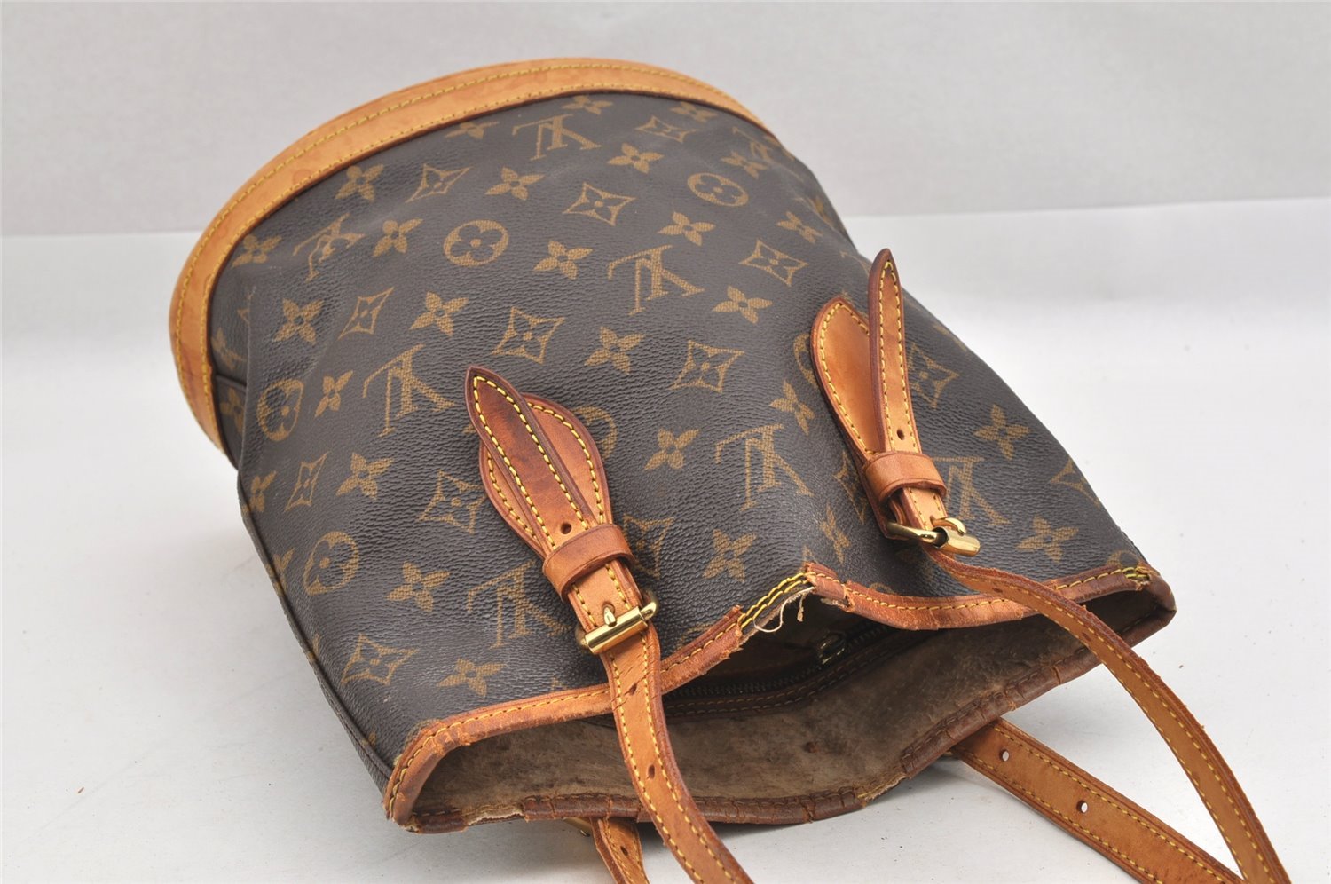 Authentic Louis Vuitton Monogram Bucket PM Shoulder Tote Bag M42238 Junk 8951I