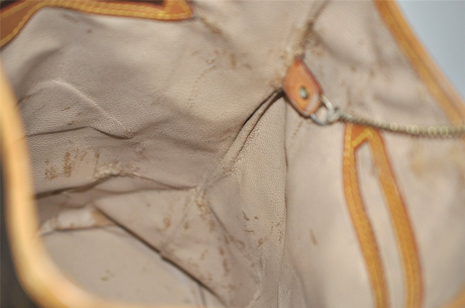 Authentic Louis Vuitton Monogram Bucket GM Shoulder Tote Bag M42236 Junk 8952I