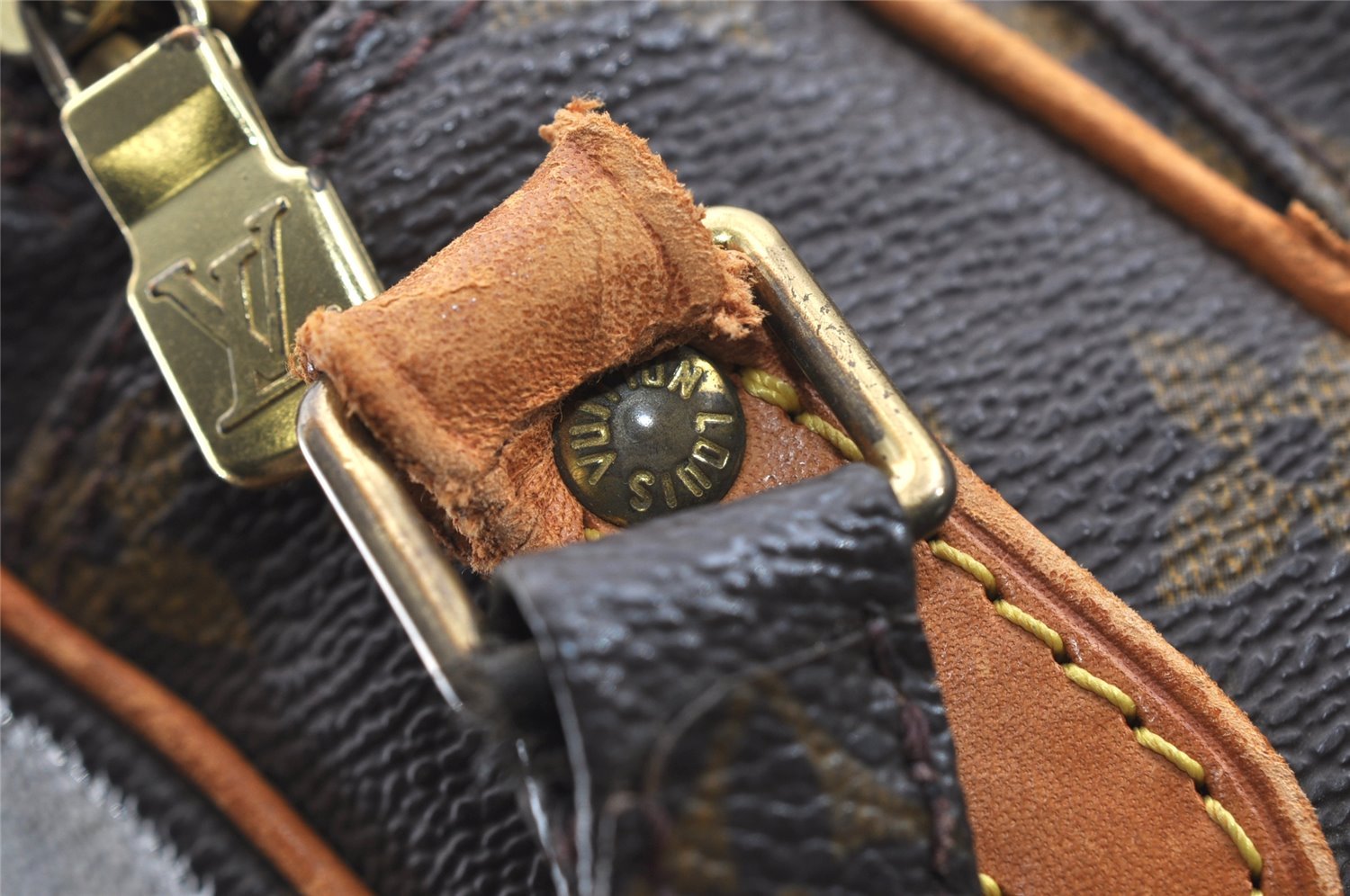 Authentic Louis Vuitton Monogram Amazone Shoulder Cross Bag M45236 LV Junk 8953I