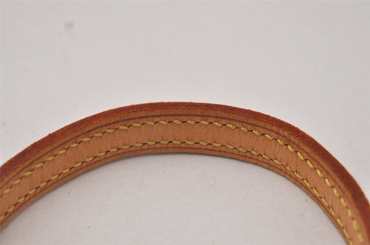 Authentic Louis Vuitton Leather Shoulder Strap Beige 48