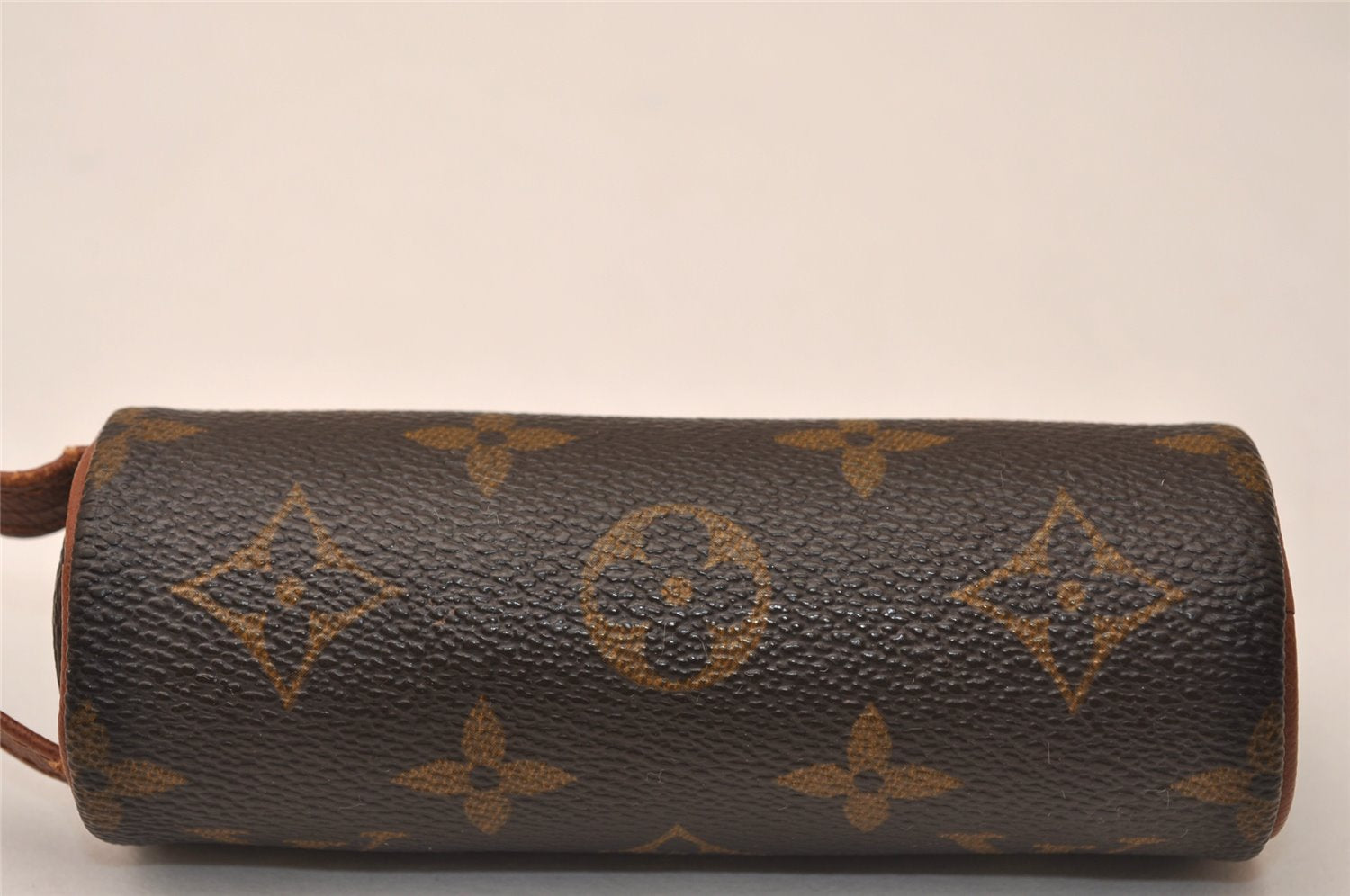 Authentic Louis Vuitton Monogram Etui 3 Golf Ball Case M58249 LV 8955J