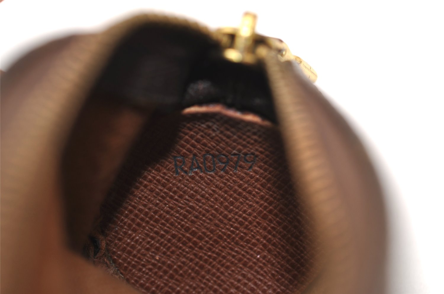 Authentic Louis Vuitton Monogram Etui 3 Golf Ball Case M58249 LV 8955J