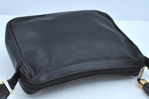 Authentic GUCCI Tassel Shoulder Cross Body Bag Purse Leather Black Junk 8967G