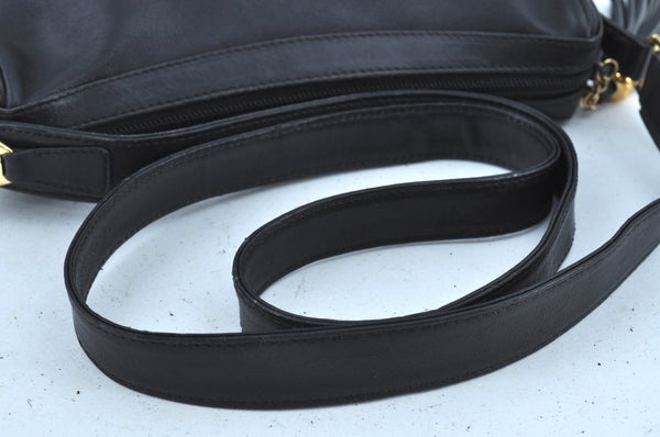 Authentic GUCCI Tassel Shoulder Cross Body Bag Purse Leather Black Junk 8967G