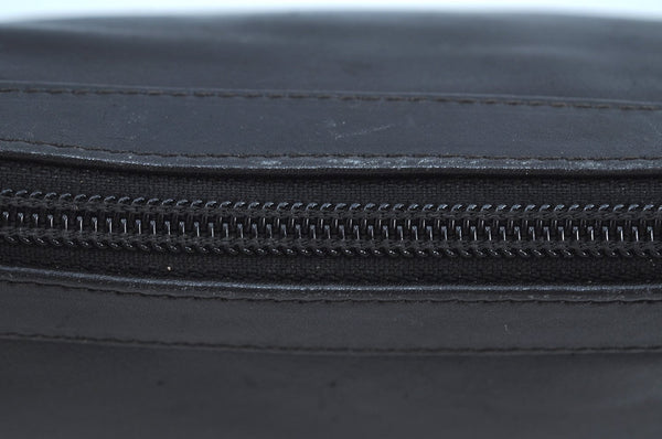 Authentic GUCCI Tassel Shoulder Cross Body Bag Purse Leather Black Junk 8967G