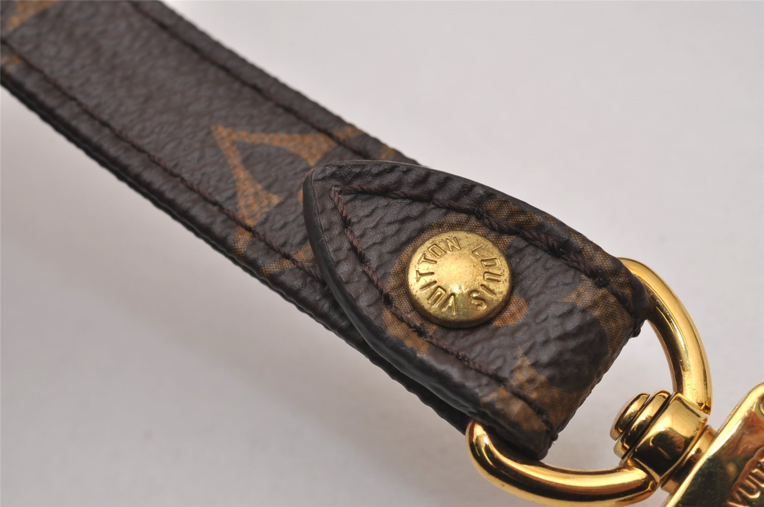 Authentic Louis Vuitton Monogram Shoulder Strap 40-46.9