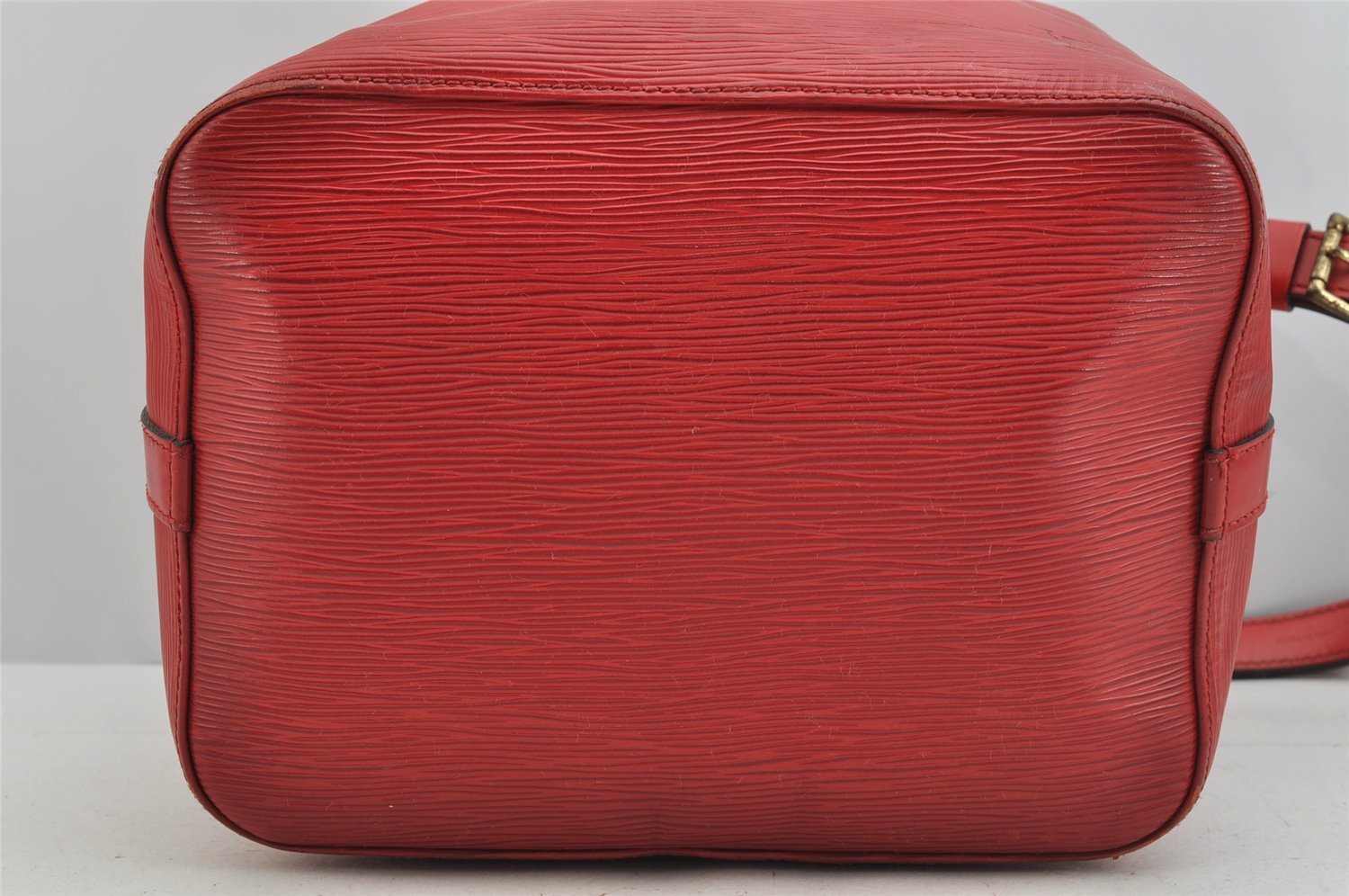 Authentic Louis Vuitton Epi Petit Noe Shoulder Drawstring Bag M44107 Red 8970J