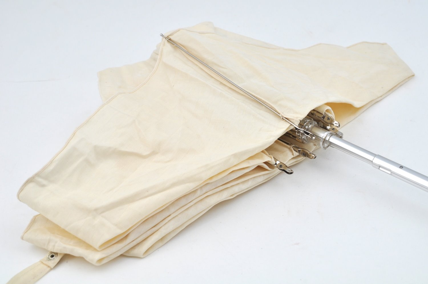 Authentic FENDI Vintage Zucchino Folding Umbrella White Cream 8975J