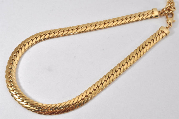 Authentic GIVENCHY Chain Pendant Necklace Gold Tone 8979K