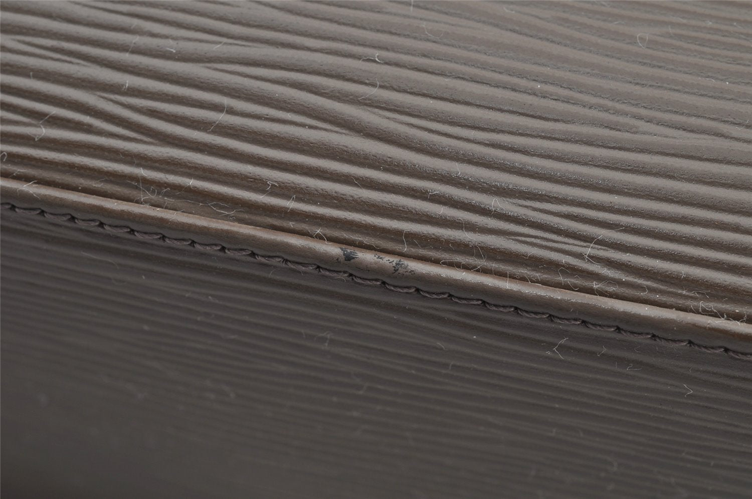 Authentic Louis Vuitton Epi Croisette PM Shoulder Tote Bag Gray M5249C LV 8983I