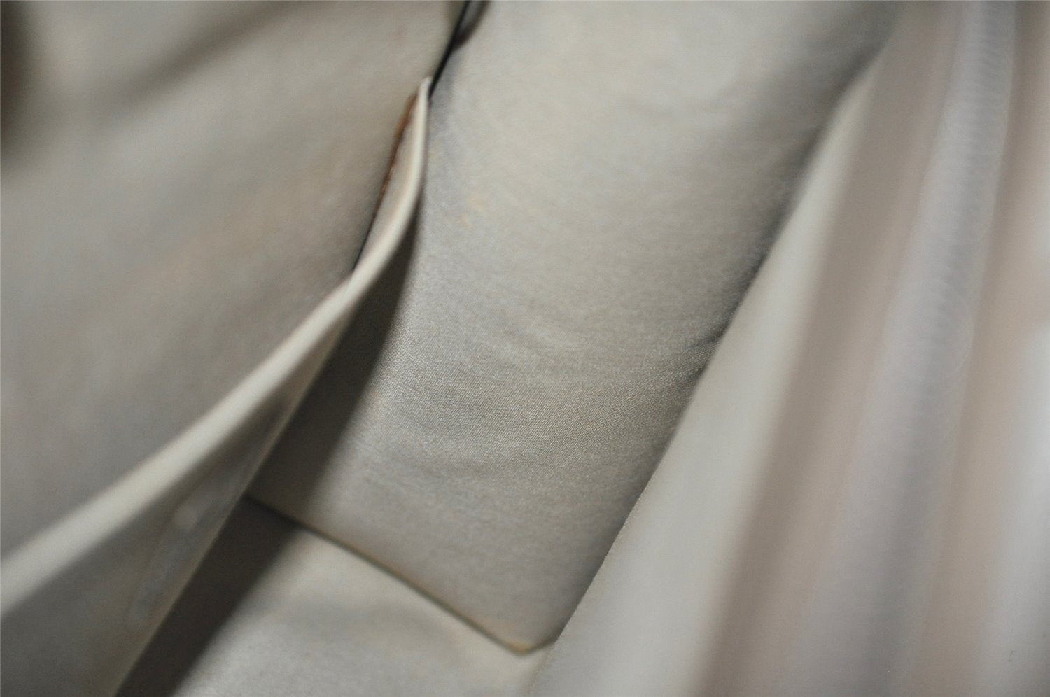 Authentic Louis Vuitton Epi Croisette PM Shoulder Tote Bag Gray M5249C LV 8983I