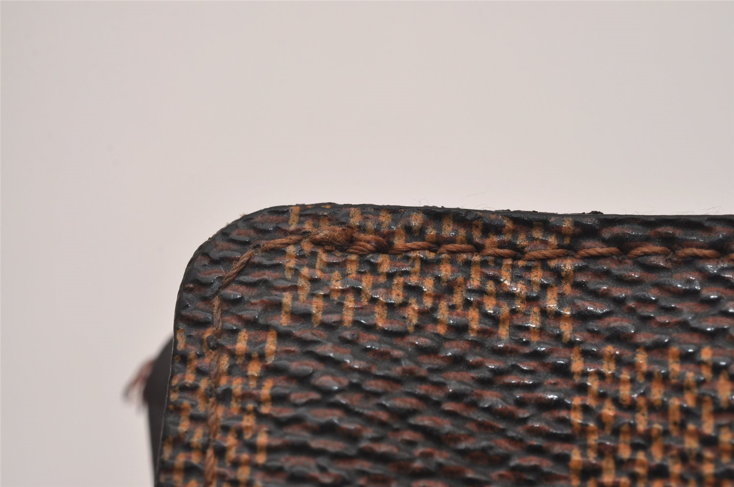 Authentic Louis Vuitton Damier Clochette PM Key Case N62661 LV 8985I