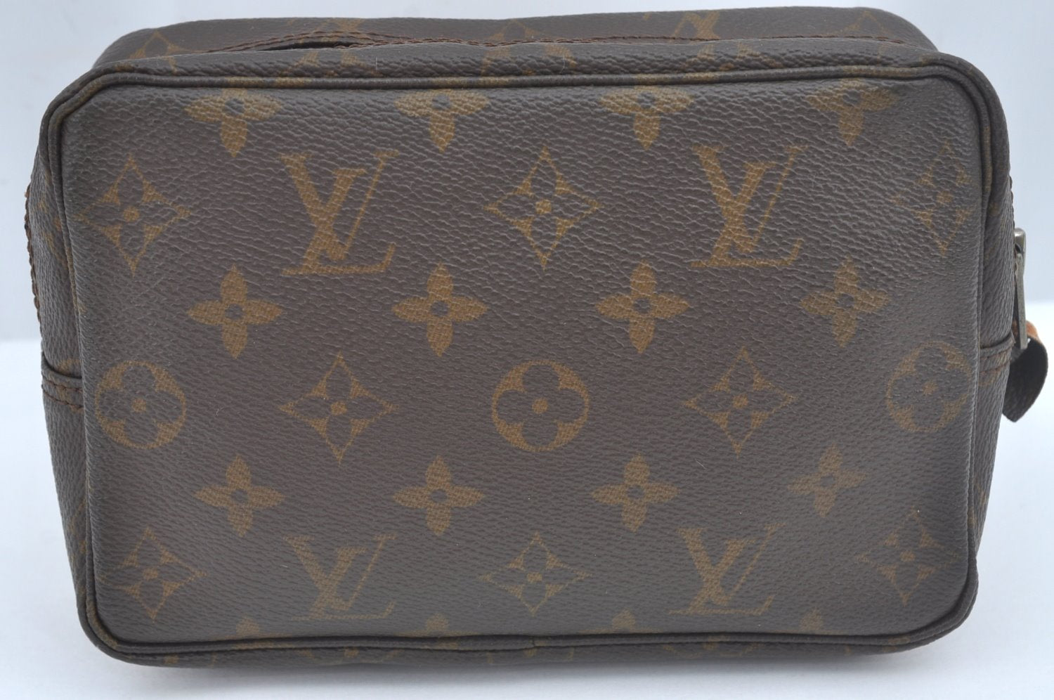 Auth Louis Vuitton Monogram Trousse Toilette 18 Clutch Hand Bag Old Model 8986I