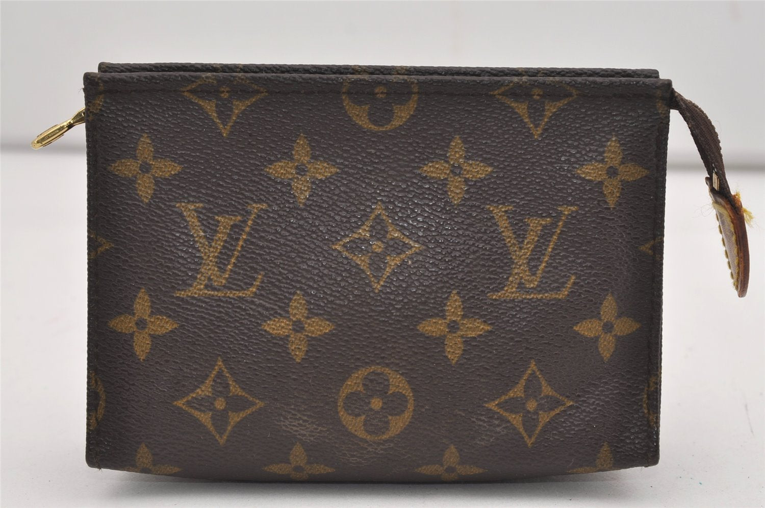 Authentic Louis Vuitton Monogram Poche Toilette 15 M47546 Cosmetics Pouch 8988I
