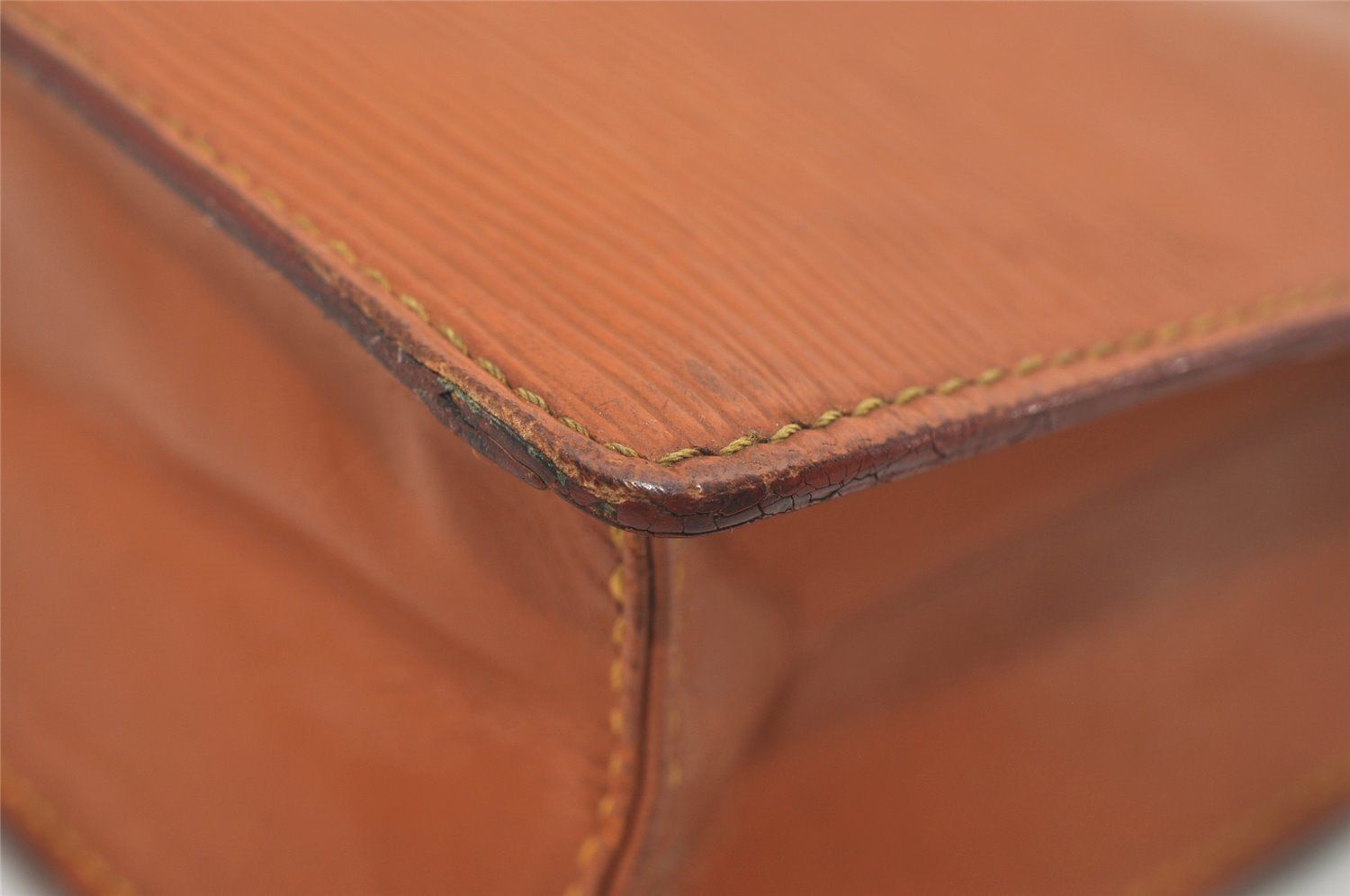 Authentic Louis Vuitton Epi Pochette Homme Clutch Hand Bag Brown M52528 LV 8992I