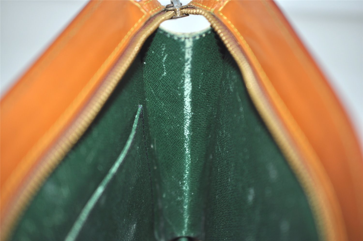 Authentic Louis Vuitton Epi Pochette Homme Clutch Hand Bag Brown M52528 LV 8992I