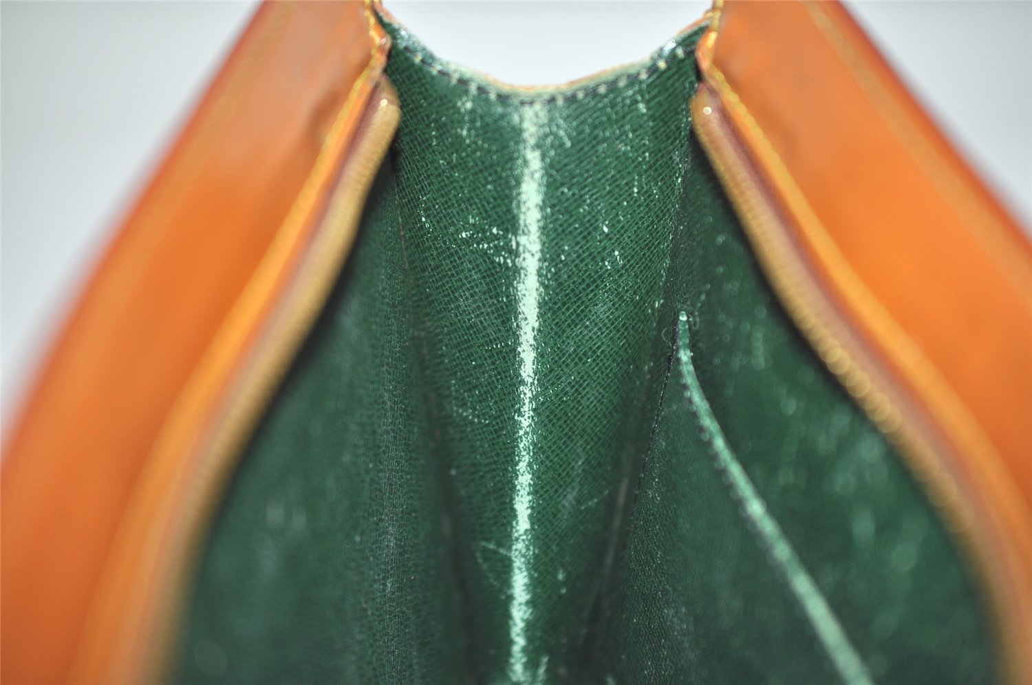 Authentic Louis Vuitton Epi Pochette Homme Clutch Hand Bag Brown M52528 LV 8992I