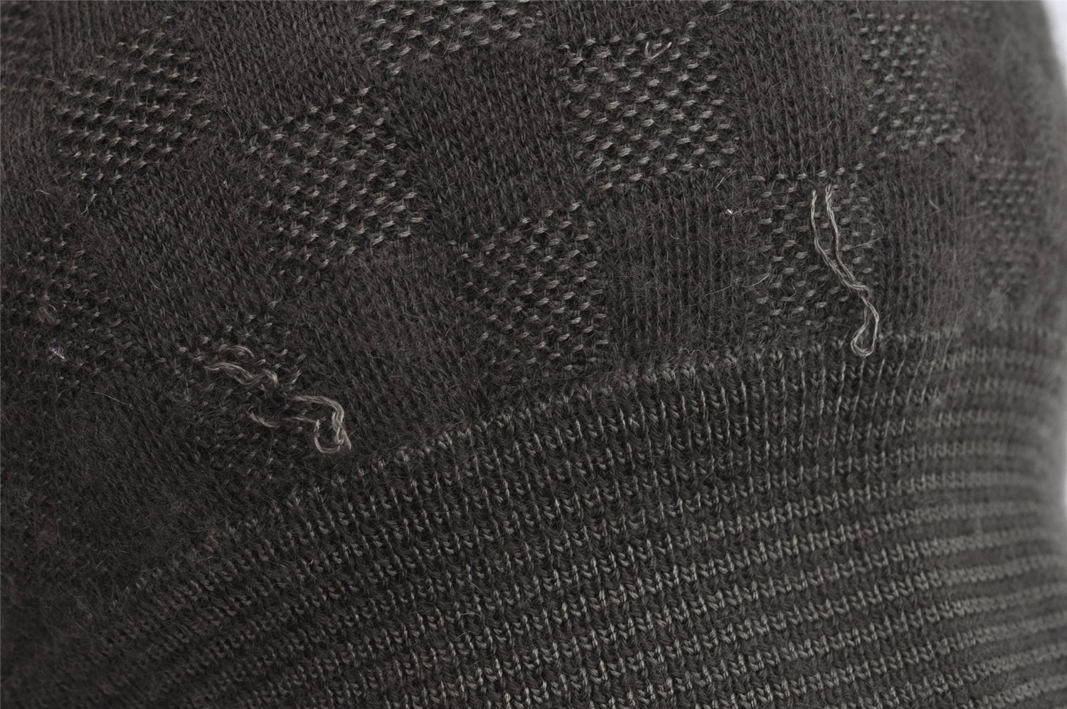 Authentic Louis Vuitton Damier Beanie Knit Cap Size M Cashmere Silk Brown 8994J