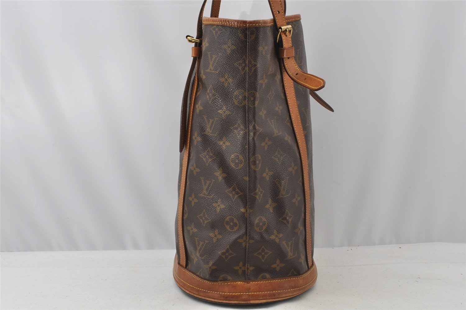 Authentic Louis Vuitton Monogram Bucket GM Shoulder Tote Bag M42236 Junk 9001I