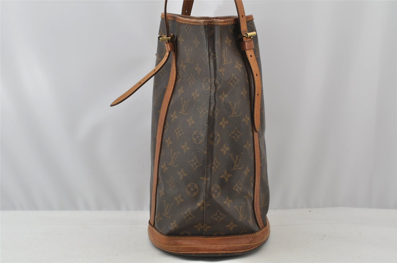 Authentic Louis Vuitton Monogram Bucket GM Shoulder Tote Bag M42236 Junk 9001I