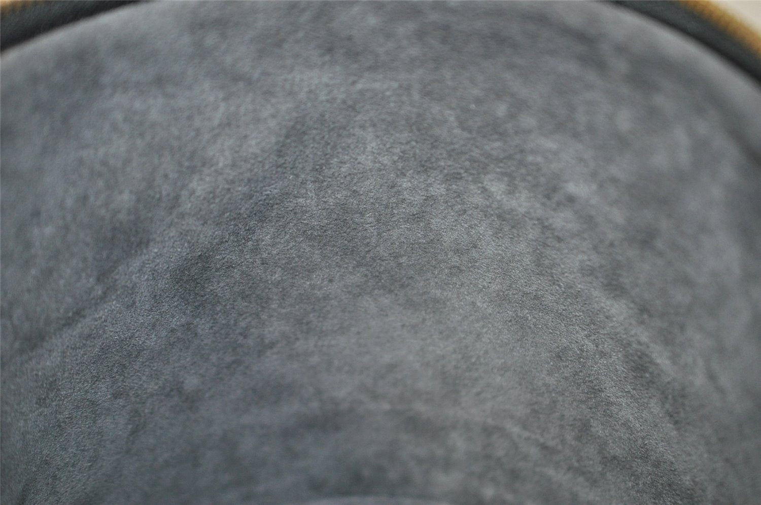 Authentic Louis Vuitton Epi Cannes Cosmetic Hand Bag Purse Black M48032 LV 9002I