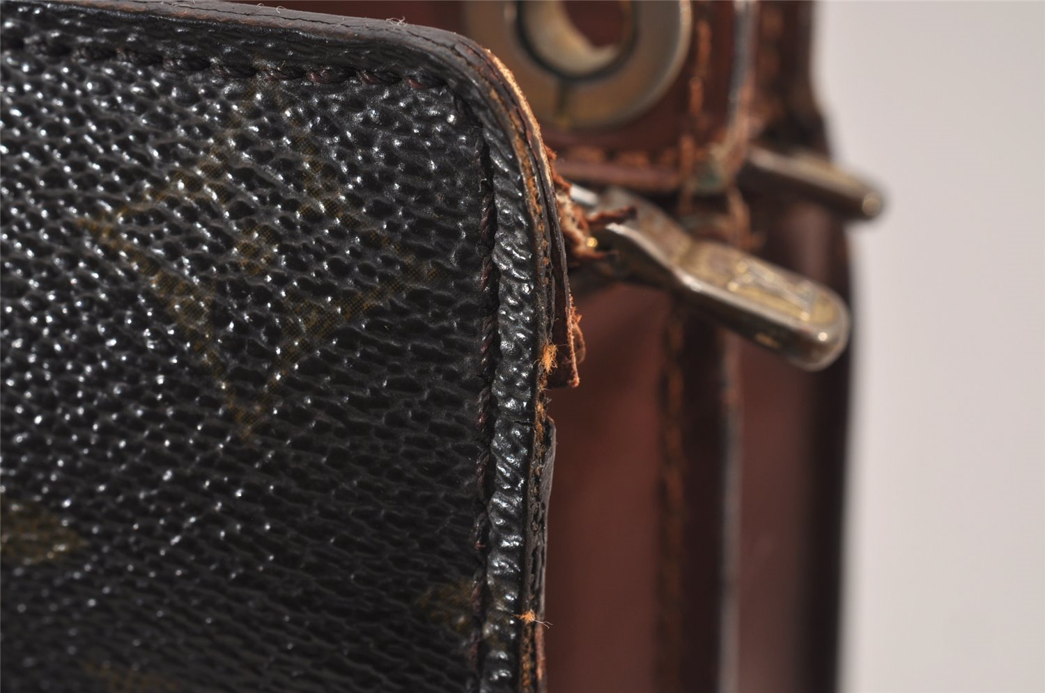 Authentic Louis Vuitton Monogram Enghien Shoulder Cross Bag M51205 LV 9006I