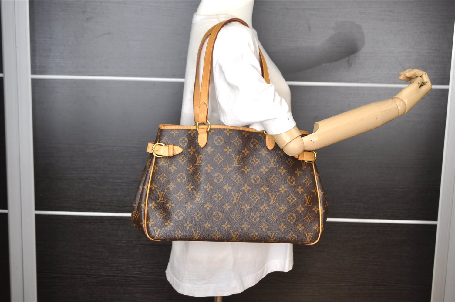 Authentic Louis Vuitton Monogram Batignolles Horizontal Tote Bag M51154 LV 9007I